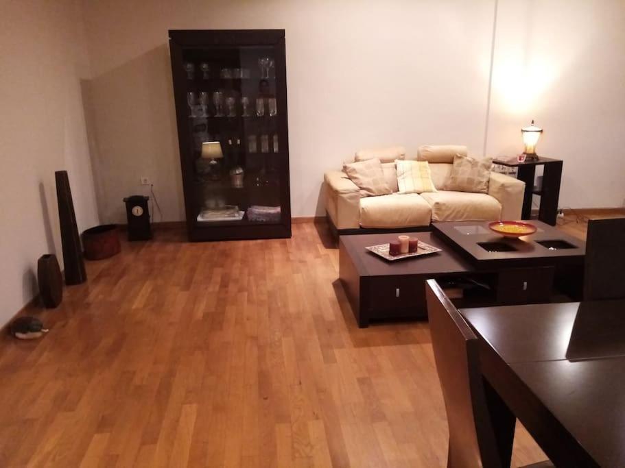 Apartament Τεσσαρι Στον Ναυτικο Ομιλο Χiου Chios Town Zewnętrze zdjęcie